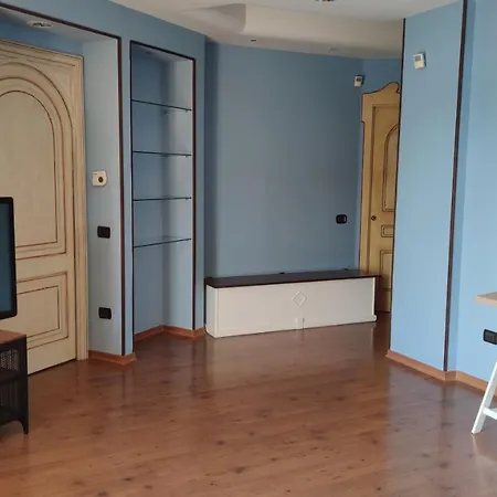 Maison Capodimonte Apartment *