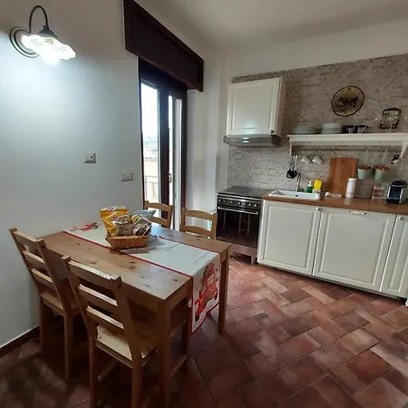 Maison Capodimonte Apartment